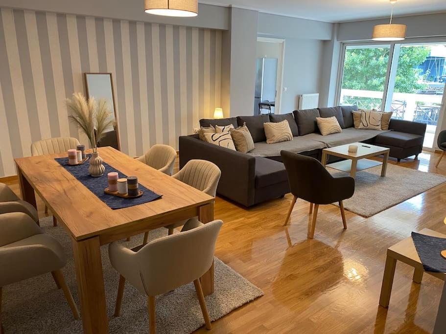 Classy 3Br With 2 Bathrooms Apartment In Marousi Афины Экстерьер фото