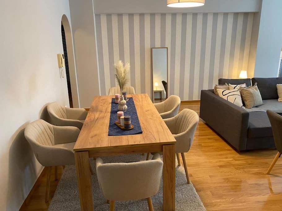 Classy 3Br With 2 Bathrooms Apartment In Marousi Афины Экстерьер фото
